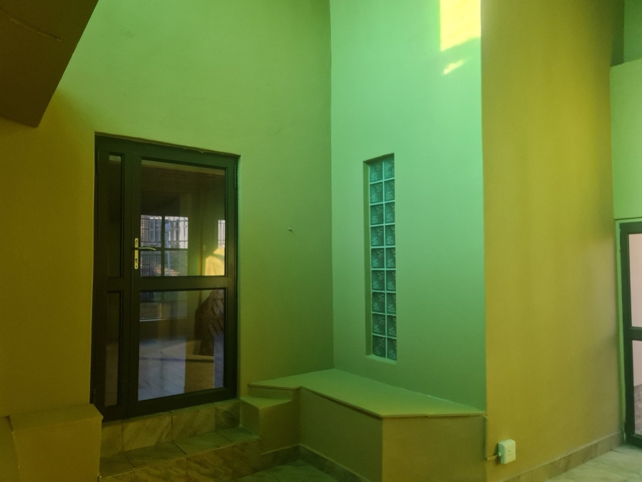 3 Bedroom Property for Sale in Safari Gardens North West